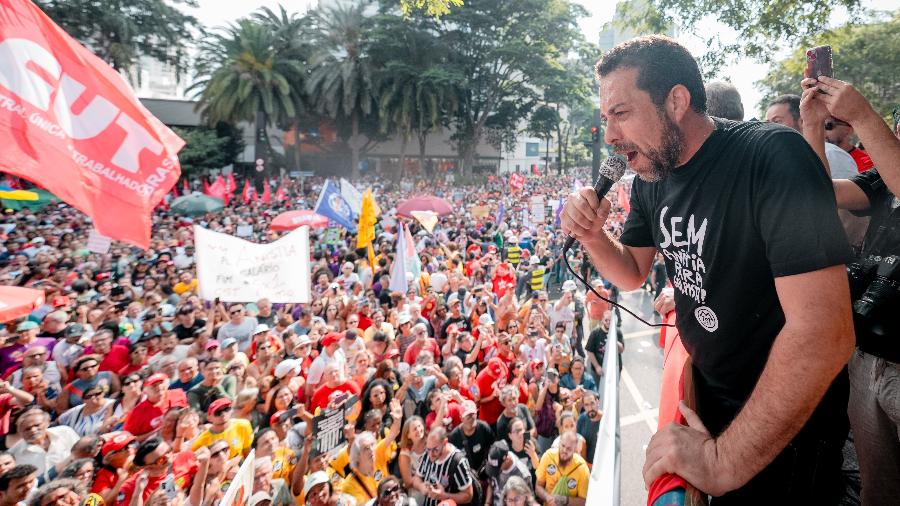 Boulos durante manifestação em São Paulo contra a anistia