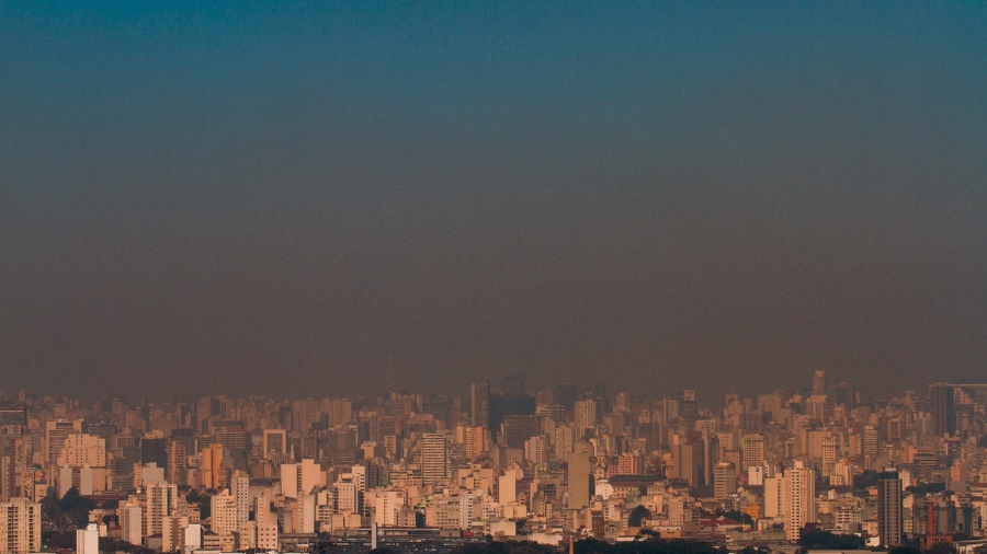 Camada de poluição encobre a cidade de São Paulo - Dário Oliveira/Código 19/Estadão Conteúdo 