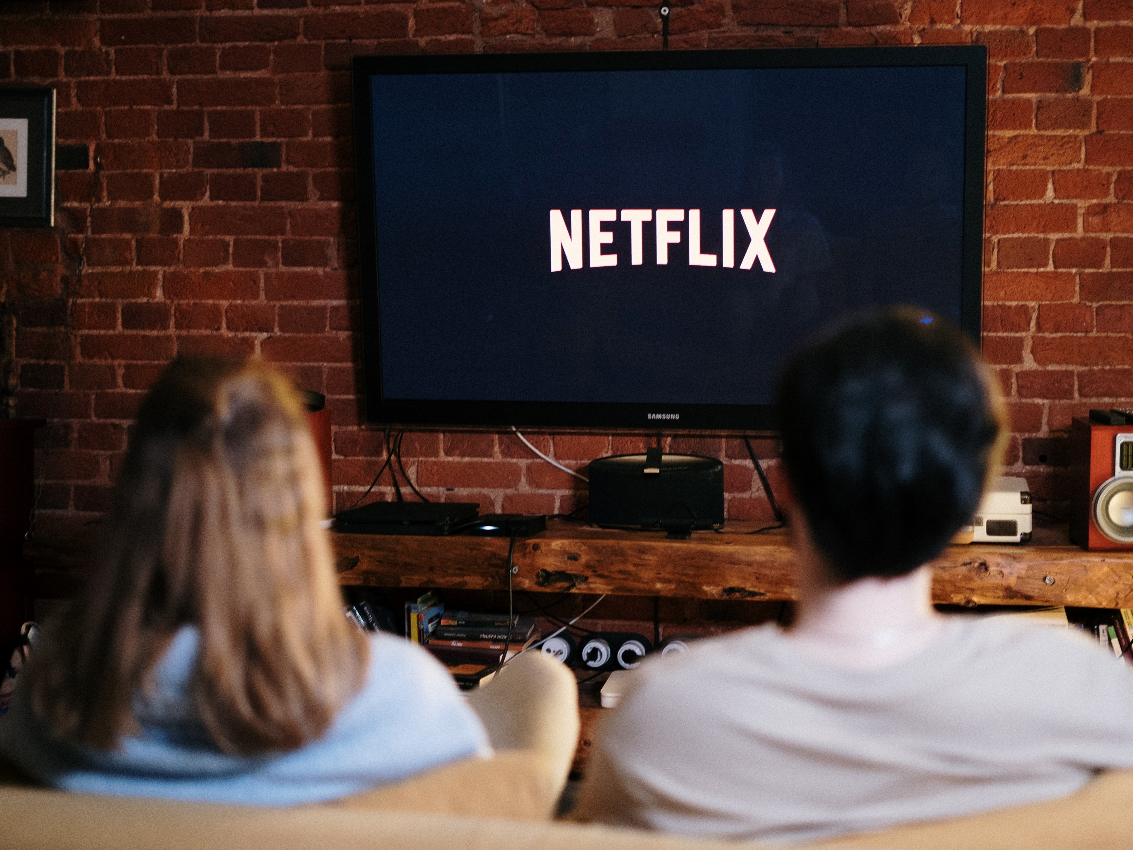 Como CONECTAR sua CONTA da NETFLIX na SMART TV - Atualizado 2023! 