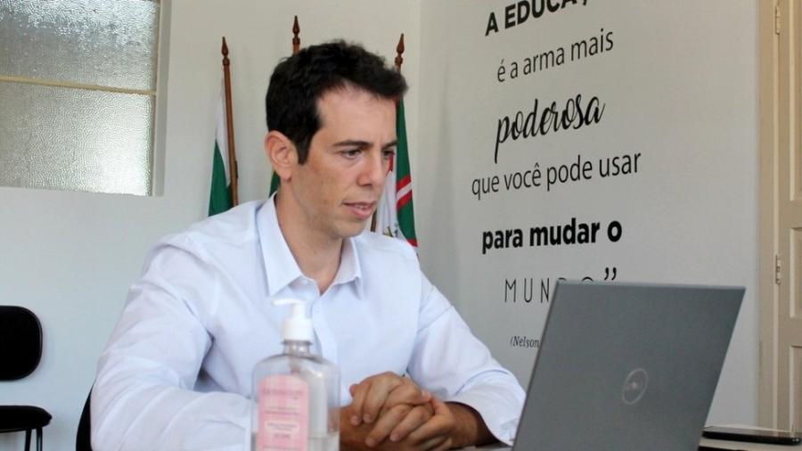 Na secretaria de Educação do Paraná, Renato Feder tem investido em programa de aulas não presenciais durante a pandemia - Agência Estadual de Notícias Paraná