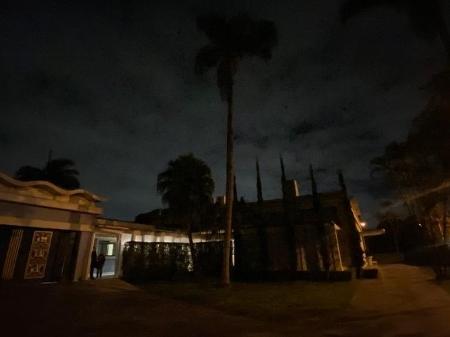 Mansão localizada no Morumbi reunia 50 pessoas, a maioria sem máscara, em uma festa clandestina - Divulgação/Polícia Civil