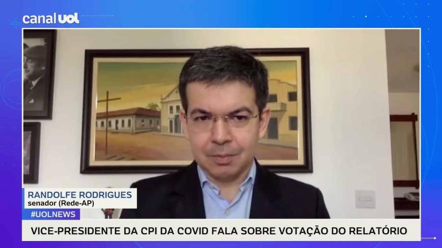 O senador Randolfe Rodrigues em entrevista ao UOL News - UOL