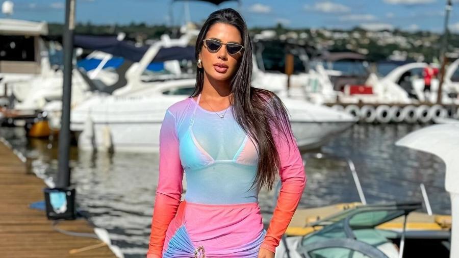 Influenciadora Aline Ferreira, de 33 anos, morreu por complicações causadas após um procedimento estético - Reprodução/Instagram/@linefrreira