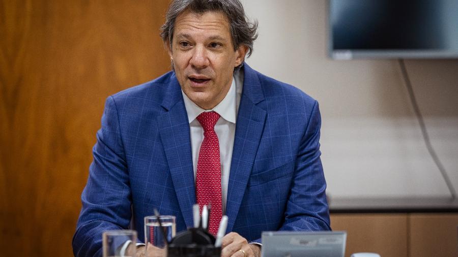 Haddad falou com a imprensa nesta quinta-feira (22) - Washington Costa/MF