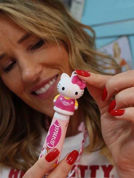 Karla Felmanas, VP da Cimed, anunciou lançamento de Carmed Hello Kitty - Divulgação