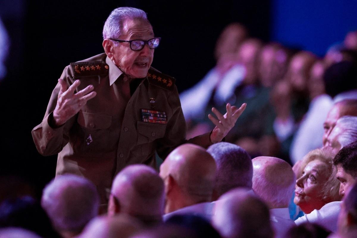 Raúl Castro durante evento para celebrar o centenário do irmão, Fidel Castro, em Cuba - undefined