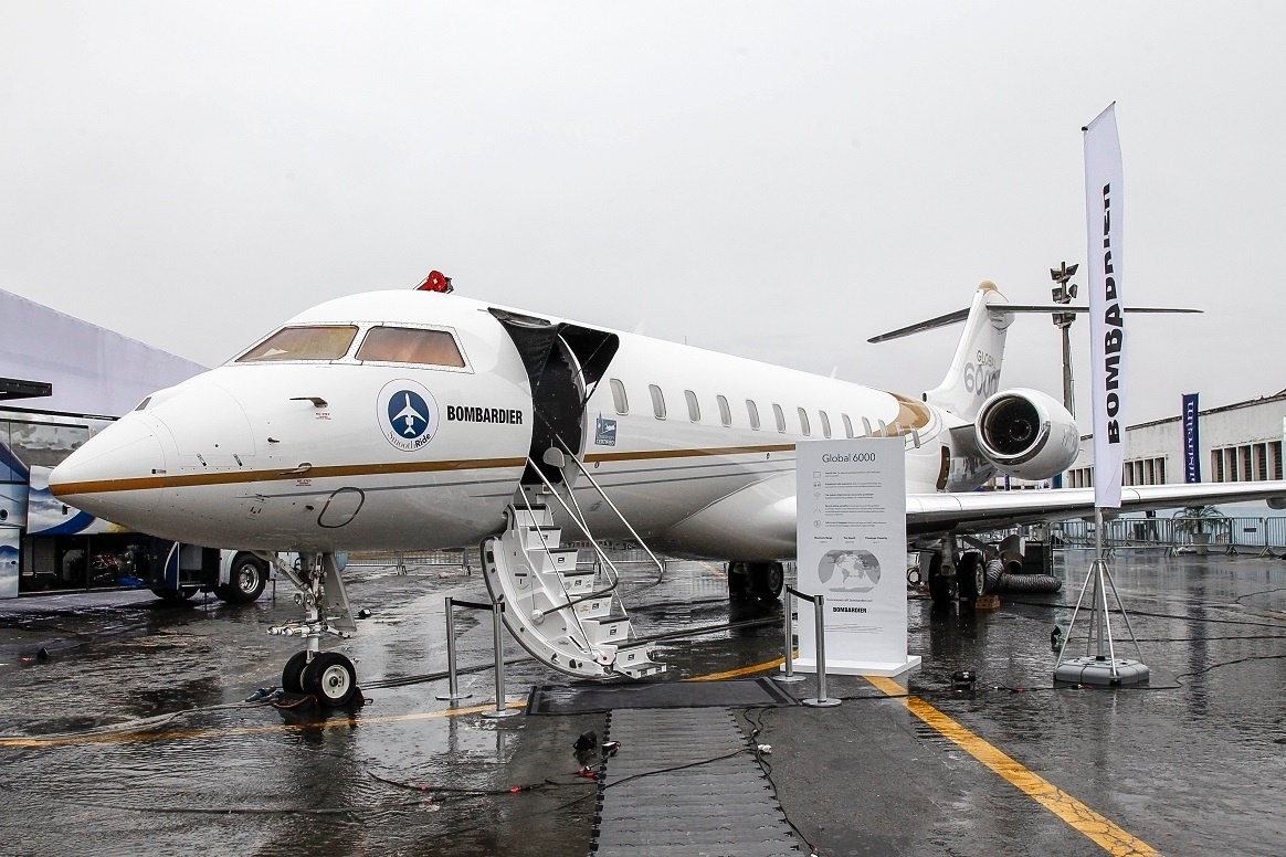 O Bombardier Global 6000 está avaliado em US$ 62,5 milhões (R$ 190 milhões). O jatinho pode levar até 17 passageiros com autonomia para voar sem escala de São Paulo até Berlim, Atenas ou Jerusalém. O avião voa a uma velocidade máxima de 1.090 km/h - Marcelo Pereira/UOL