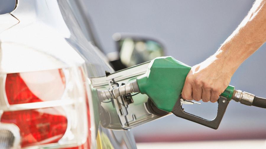 O preço médio semanal do litro da gasolina no Brasil acumulou a quarta queda consecutiva, segundo a ANP - Tom Merton/Getty Images