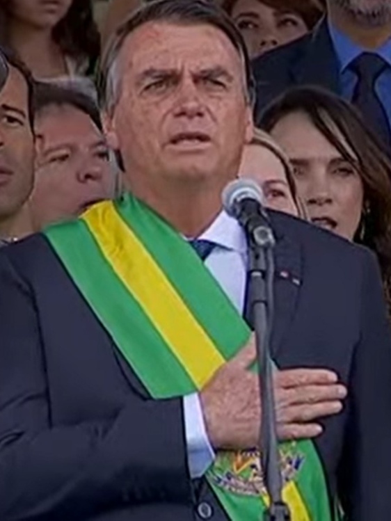 Panel legislativo pide acusar a Bolsonaro de golpe por asonada