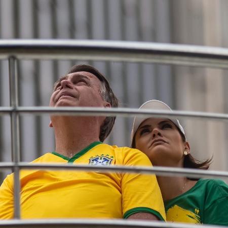 Deputados governistas acreditam que pedido de anistia de Bolsonaro é para ele próprio se livrar da cadeia