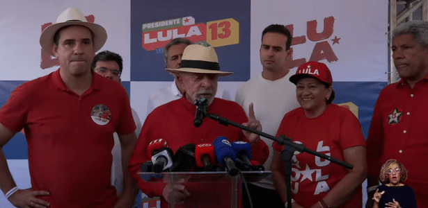 Pró-governo diz que cortes de Flávio Bolsonaro ameaçam benefícios sociais