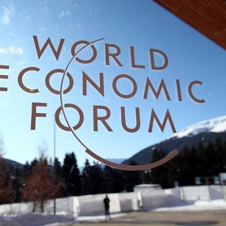 Logo do Fórum Econômico Mundial em Davos - 