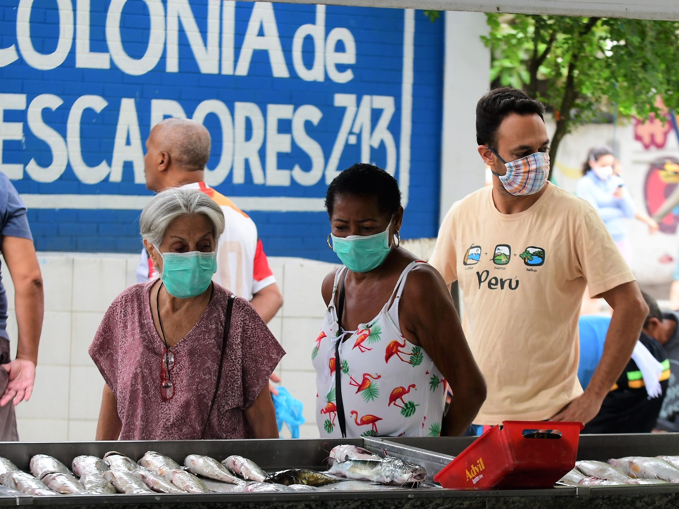 Com 70% de emergências lotadas, Rio tem fila por UTI de pacientes com covid