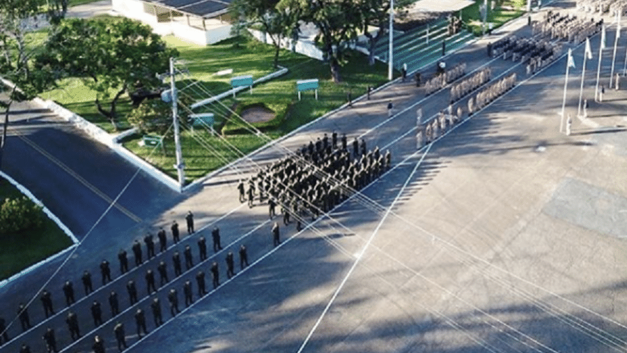 Vista aérea de formatura no Colégio Militar de Belo Horizonte - Reprodução