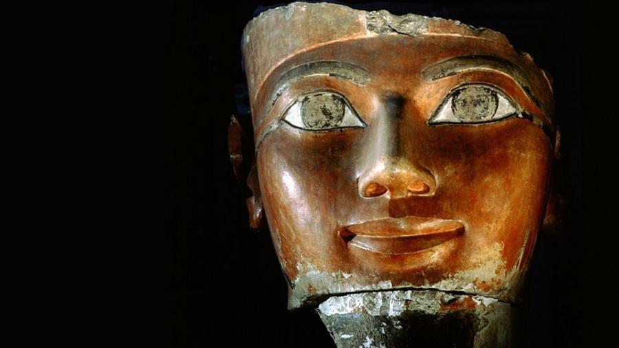 História de Hatshepsut precisou ser reconstruída com elementos que sobreviveram a destruição intencional - Getty Images