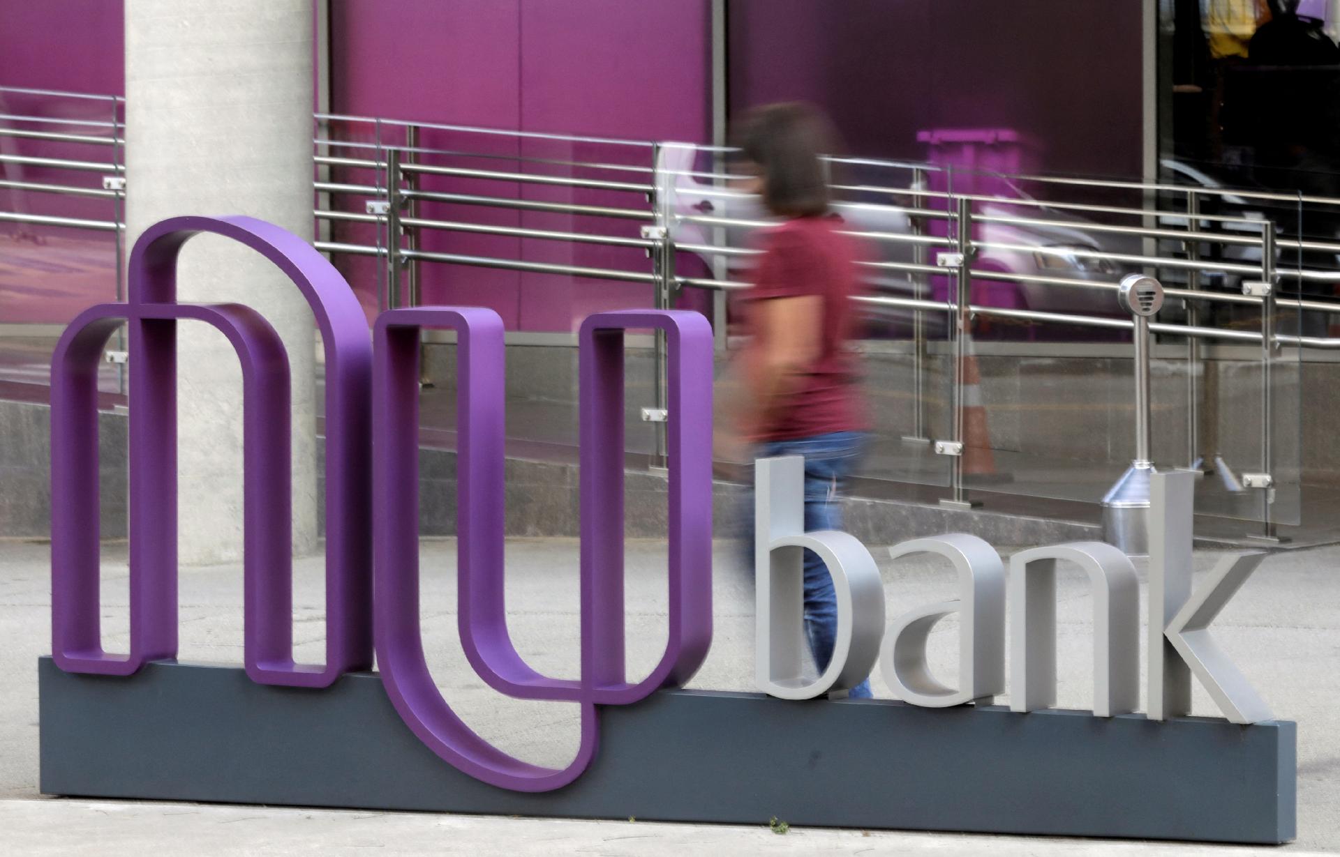 Nubank encerra negociação de sua criptomoeda: o que muda para clientes