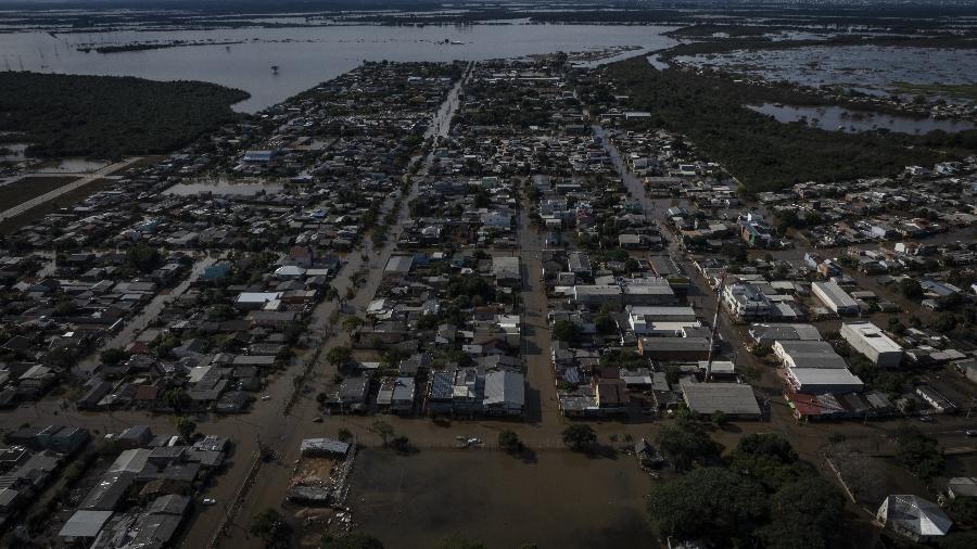 Eldorado do Sul foi uma das cidades afetadas por enchentes no RS - Bruno Santos/ Folhapress