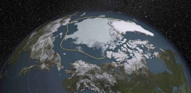 Neste verão (no hemisfério Norte), a área de gelo do Ártico ficou 1,8 milhão de km² abaixo da média registrada desde 1981. A linha dourada mostra como era a placa de gelo  - Goddard Scientific Visualization Studio/Nasa/Reuters