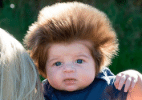 Bebê conhecido como "mais cabeludo do mundo" cortou cabelo 7 vezes em 1 ano - Divulgação