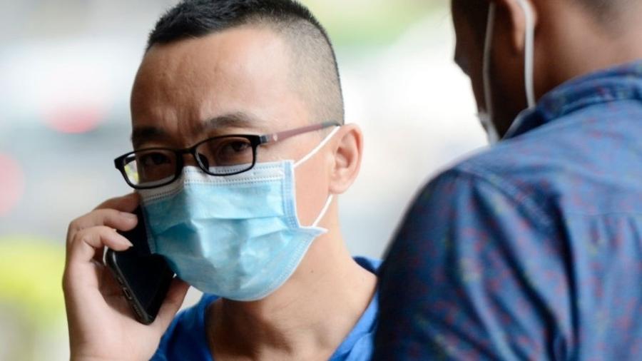 As autoridades chinesas já confirmaram que o coronavírus pode ser transmitido entre humanos - Getty Images