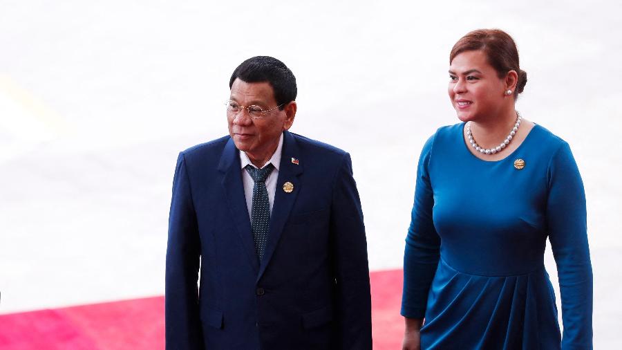 Presidente da Filipinas, Rodrigo Duterte, e sua filha Sara Duterte - AFP