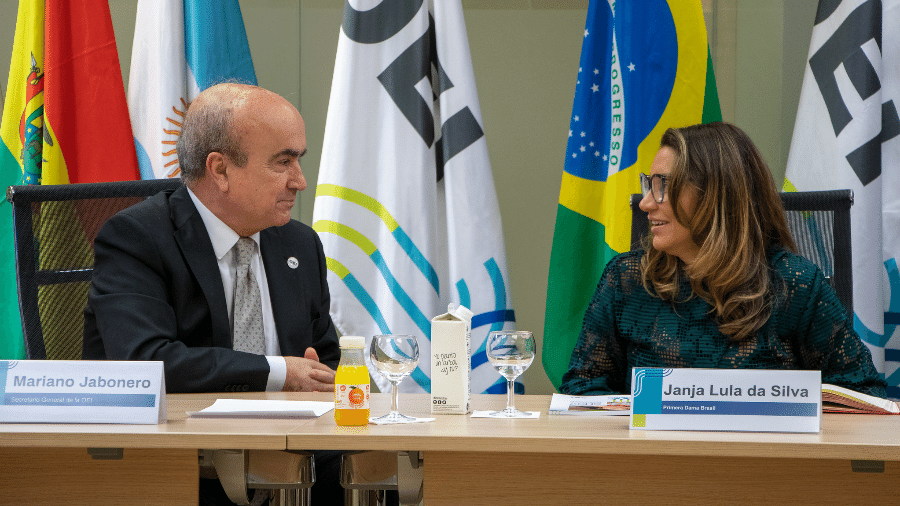 A primeira-dama Janja durante o evento em que foi anunciada a criação da rede intergovernamental - Divulgação/OEI