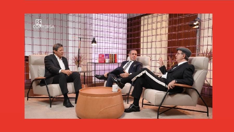 Fernando Haddad concede entrevista a Walfrido Warde e Reinaldo Azevedo no podcast "Reconversa"