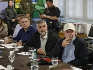 Sem citar ações diretas, Lula diz que 'não vão faltar recursos' para o RS