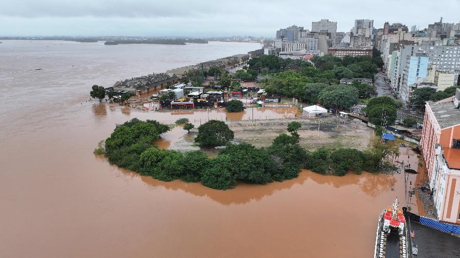 Rio Guaíba transbordou em Porto Alegre, no Rio Grande do Sul