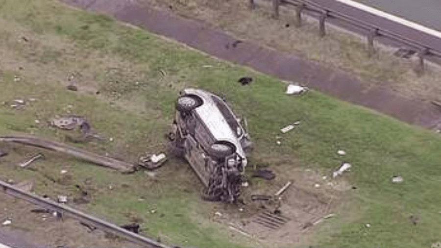 Acidente na Rodovia dos Bandeirantes entre Audi e Subaru deixou uma pessoa morta e 3 feridas na madrugada desta quinta-feira (9)