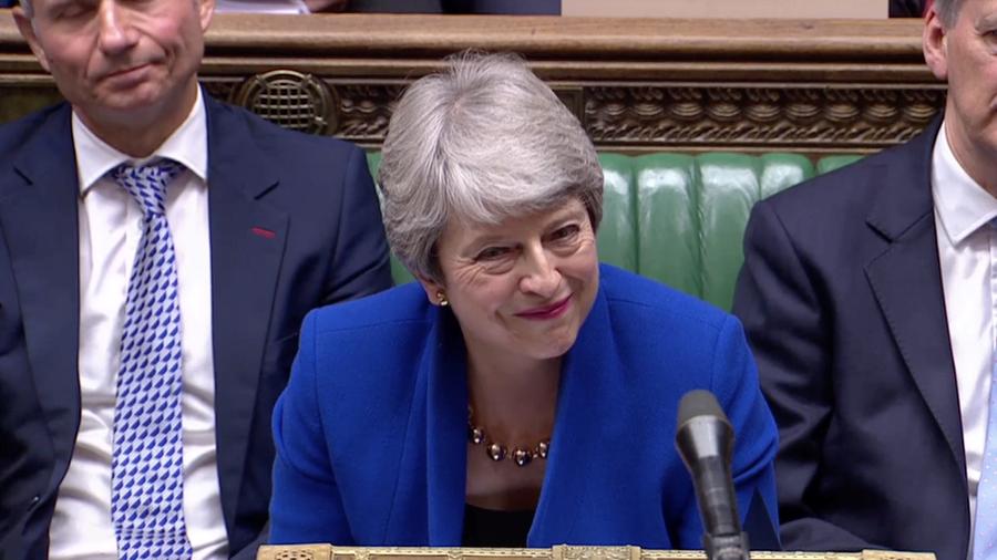 Theresa May participa de sua última sessão de perguntas e respostas no Parlamento como premiê do Reino Unido - Reuters