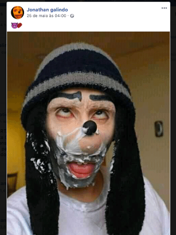 Foto de um dos perfis no Facebook de "Jonathan Galindo", também conhecido como Homem-Pateta - Reprodução