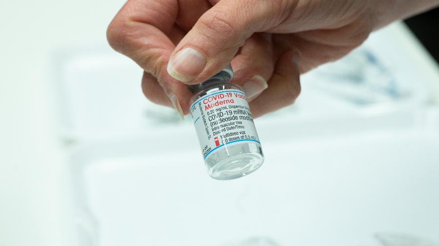 29 set. 2021 - Vacina contra a covid-19 da Moderna em centro de vacinação no Hospital Robert Bosch, em Stuttgart, na Alemanha - Bernd Weibbroad/dpa/picture alliance via Getty Images