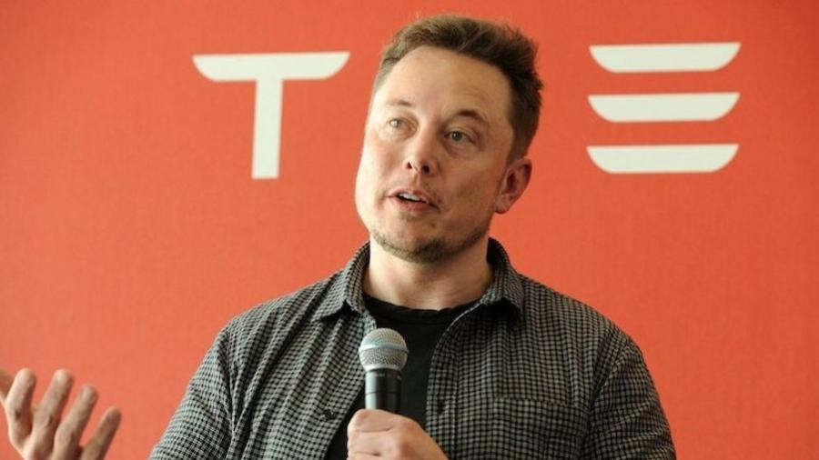 Elon Musk diz que quer ver o Twitter cumprir seu "potencial extraordinário" - Reuters