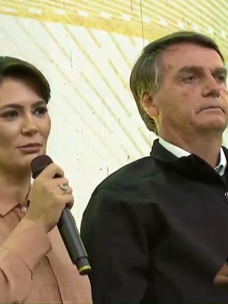 Presidente Jair Bolsonaro (PL) e a primeira-dama, Michelle Bolsonaro, em culto evangélico - Reprodução
