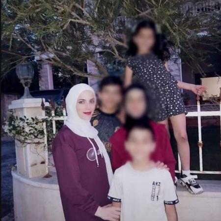 Fatima com os filhos de 3, 12, 8 e 7 anos 
