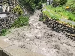 Fortes chuvas deixam três desaparecidos na Suíça