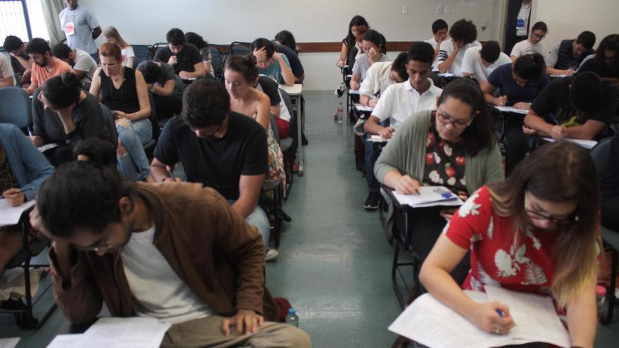 O ProUni garante bolsas de estudo nas universidades privadas - Luiz Cláudio Barbosa/Código19/Estadão Conteúdo
