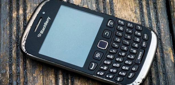 Charme do tecladinho? Por que BlackBerry voltou à moda entre a geração Z