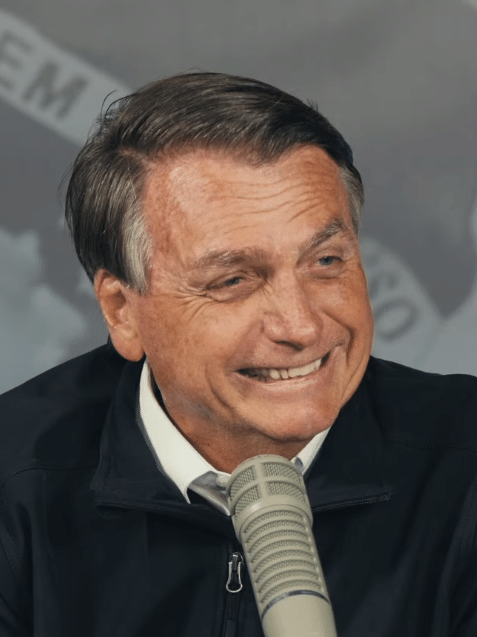 Irm os Grendene doam R 2 milh es para campanha de Bolsonaro