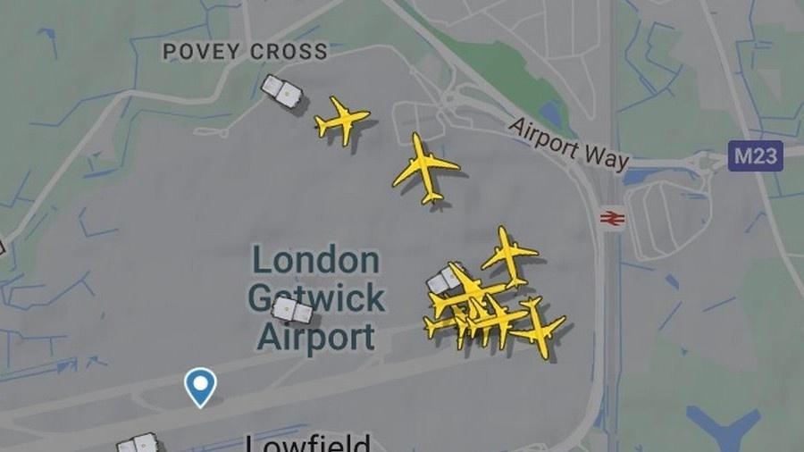O incidente aconteceu no Aeroporto de Gatwick, em Londres - Reprodução/Flightradar24