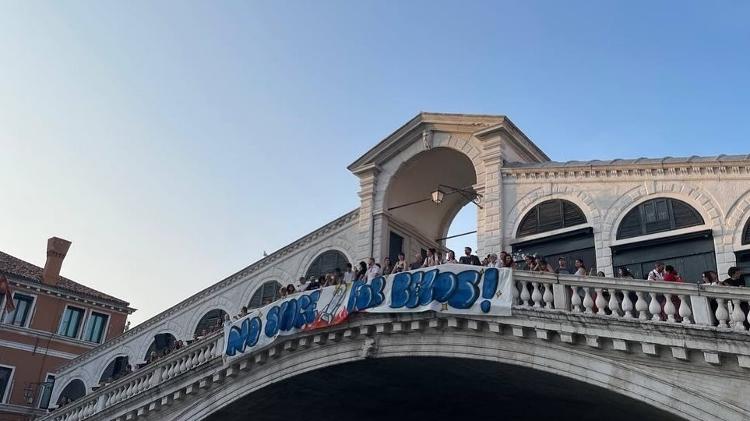 Protesto contra casamento de Bezos em Veneza Protesto contra casamento de Bezos em Veneza