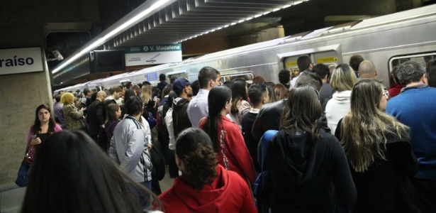 Movimentação na linha 2-verde do metrô de SP, que foi alvo do cartel de empreiteras, segundo a Camargo Corrêa - Renato S. Cerqueira/Futura Press/Folhapress