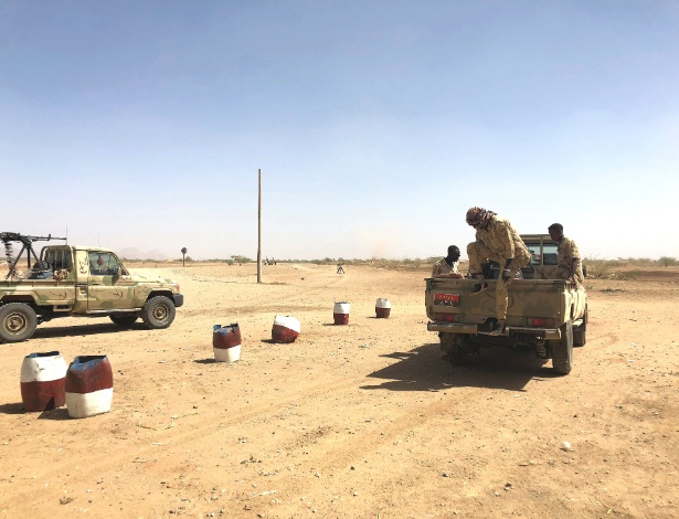 Guardas patrulham a fronteira do Sudão com a Eritreia - Patrick Kingsley/The New York Times