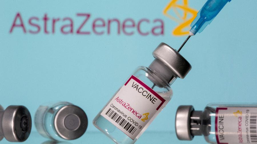 AstraZeneca costuma ter intervalo de 3 meses entre as doses - Dado Ruvic/Reuters