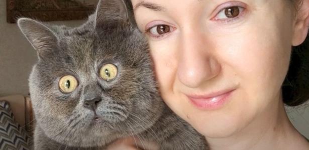 Animais fofos: Gatinha chama atenção da web por expressão assustada - Vimarsana News