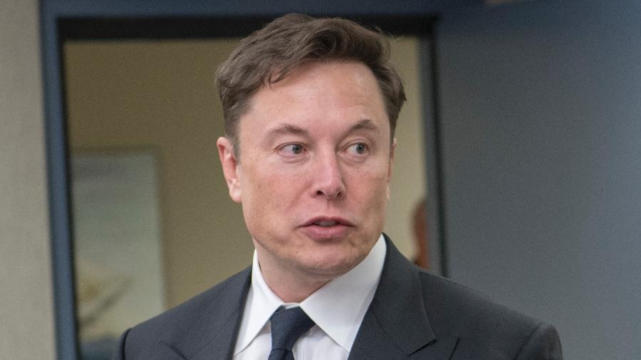 Empresário Elon Musk durante evento da SpaceX; Musk prevê tempos difíceis para o Twitter - NORAD and USNORTHCOM Public Affairs