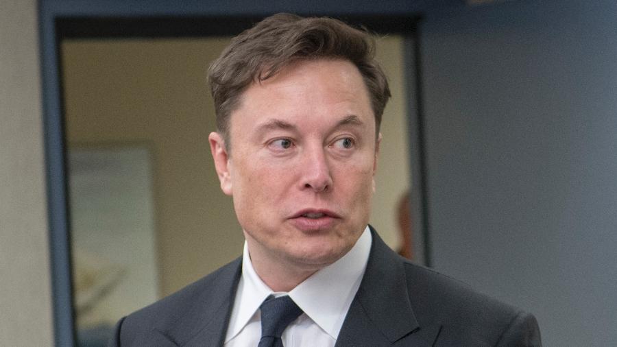 Musk quer criptografia de modo que nem ele possa acessar DMs dos usuários, "mesmo se alguém apontar uma arma para minha cabeça" - NORAD and USNORTHCOM Public Affairs