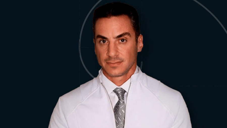 O médico Bruno D'Ângelo Cozzolino é acusado de agressões e ameaças