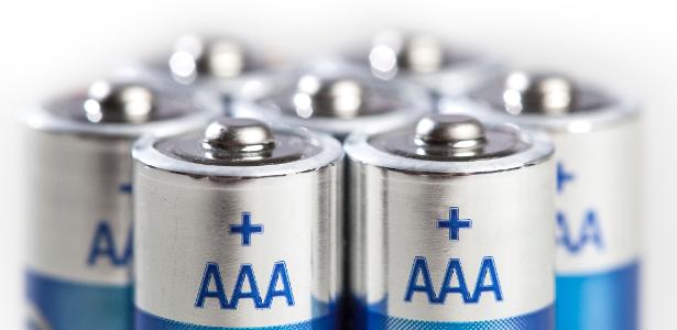 Qual é o significado das letras AA e AAA nas pilhas?